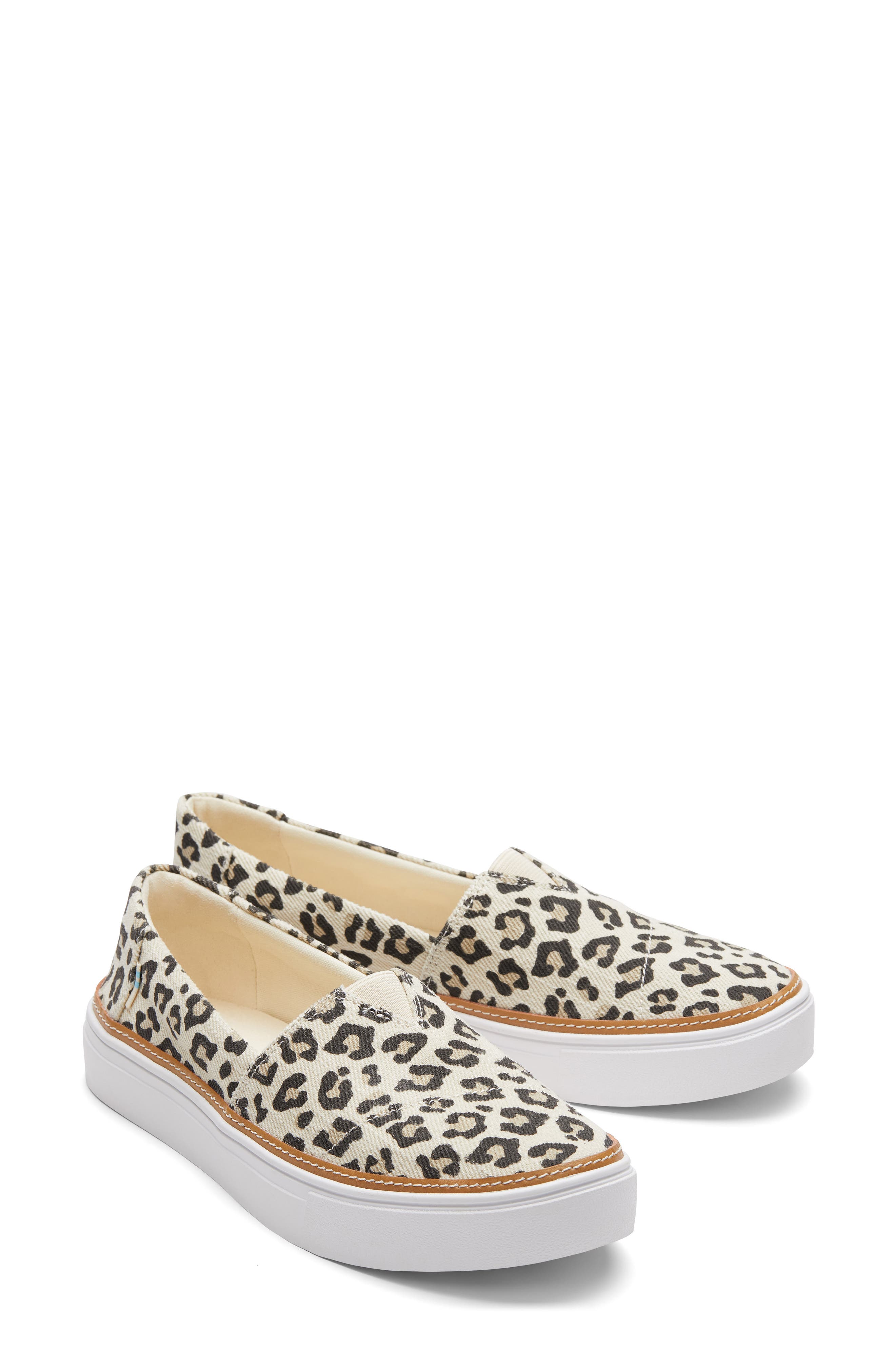 seventtynine Fun Easter Bunny Classic Women Canvas Slip-Ons Loafer Shoes Sneaker seventtynine Fun Easter Bunny Classic Women Canvas Slip-Ons Loafer Shoes Sneaker